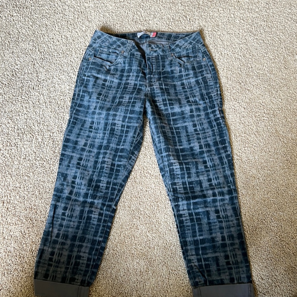 CAbi curvy skinny lightweight jean